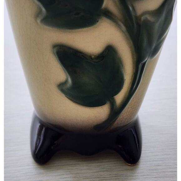 VASE-ROYAL COPLEY-Green Ivy Footed Bottom 7.25" High-Mid Century Modern - Picture 7 of 10